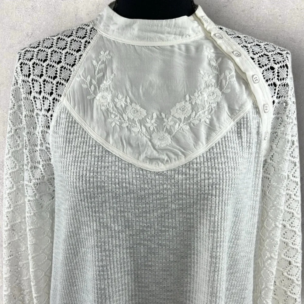 Free People White Thermal Lace Sleeve Top Size‎ S